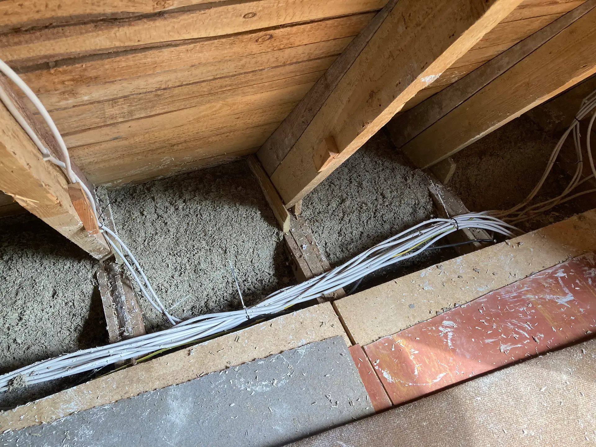 Filling the void where the roof meets the floor