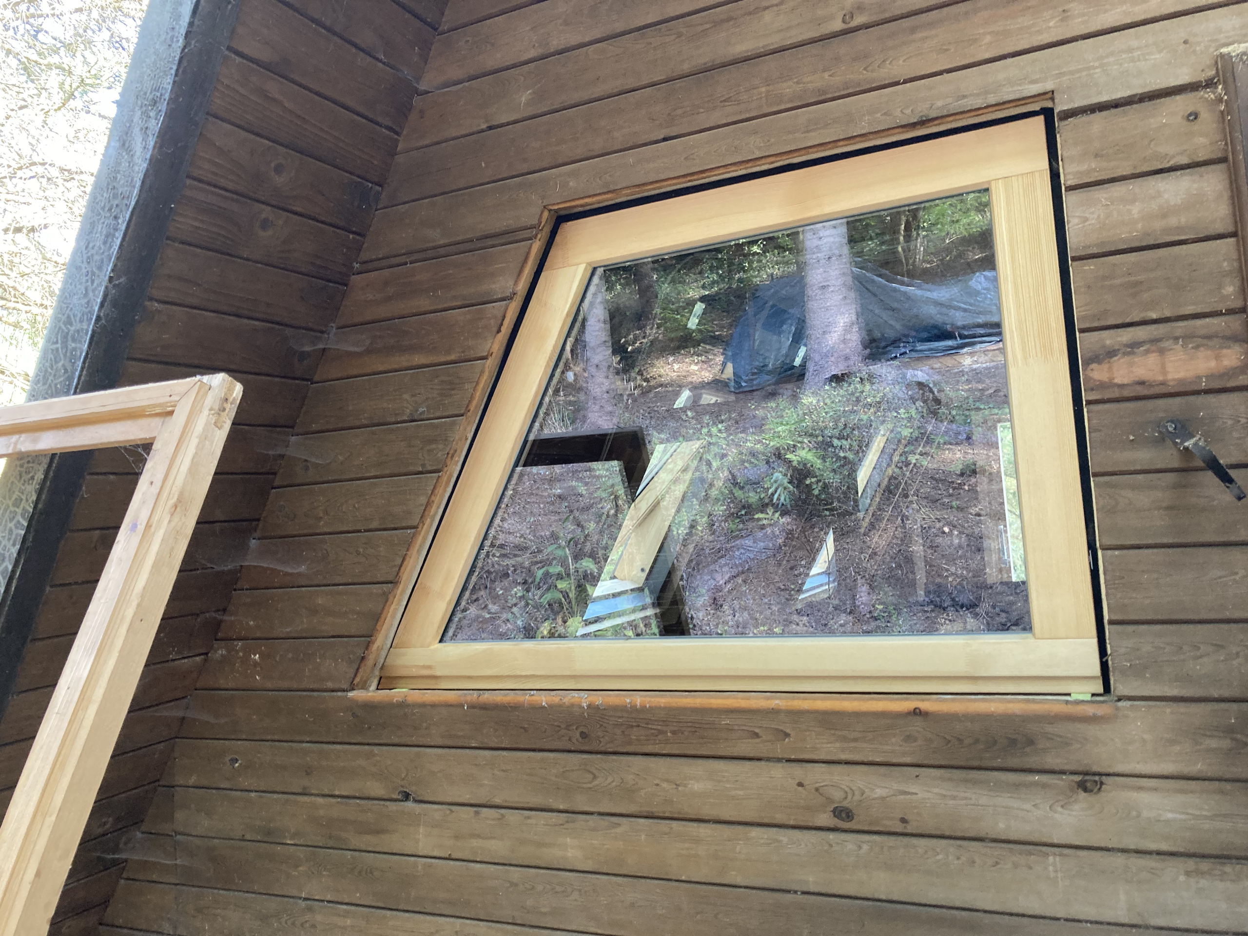Exterior trapezoid new window